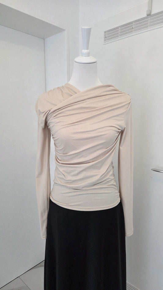 Langarmshirt Defne mit Drapierungen in Beige